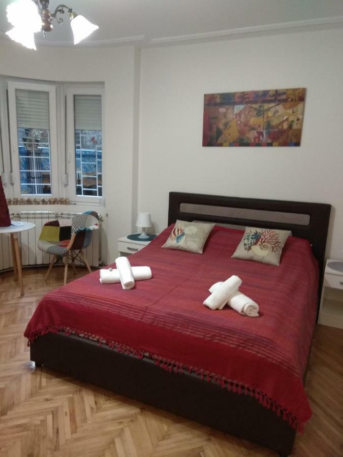 Bohemian Dawn Apartment Belgrade Extérieur photo